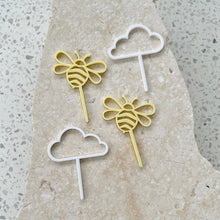 Load image into Gallery viewer, Bumblebee - Cupcake/Food Event Toppers 4pk