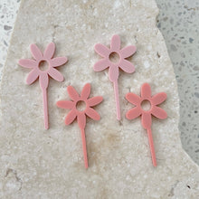 Load image into Gallery viewer, Daisy - Cupcake/Food Event Toppers 4pk