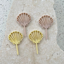 Load image into Gallery viewer, Shell - Cupcake/Food Event Toppers 4pk