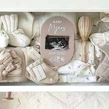 Load image into Gallery viewer, Ultrasound pregnancy announcement plaque