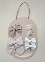 Load image into Gallery viewer, Hair accessories hanger