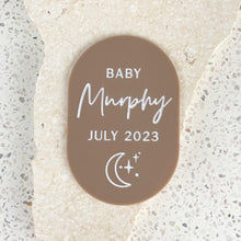 Load image into Gallery viewer, Personalised moon and stars - Pregnancy announcement plaque