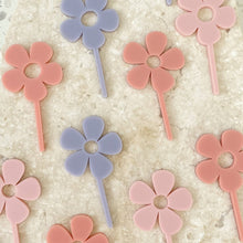 Load image into Gallery viewer, Flower - Cupcake/Food Event Toppers 4pk

